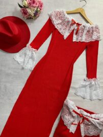 ماکسی قرمز یقه و آستین دانتل_کد1079